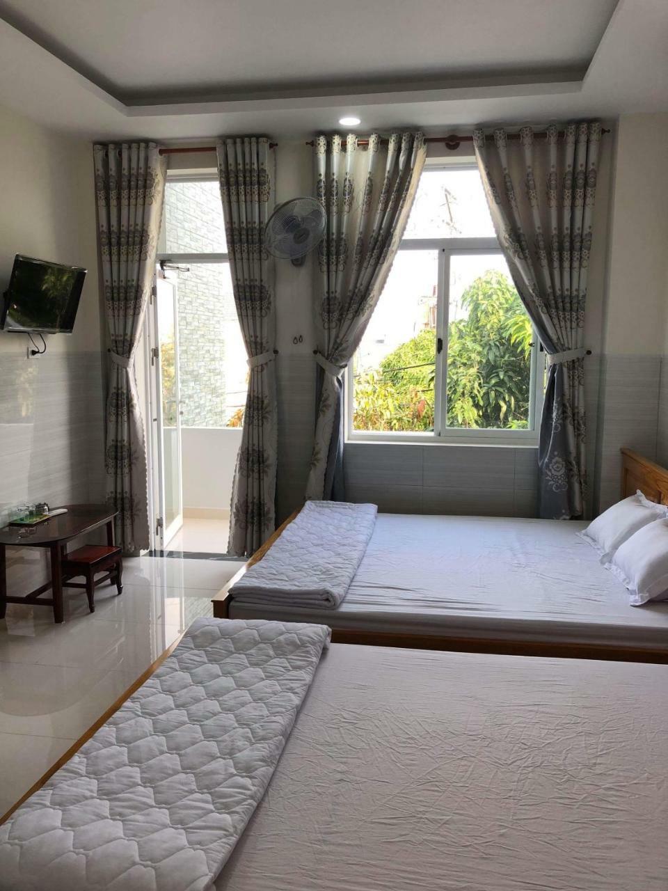 Nguyen Kim Motel Лонгхай Экстерьер фото