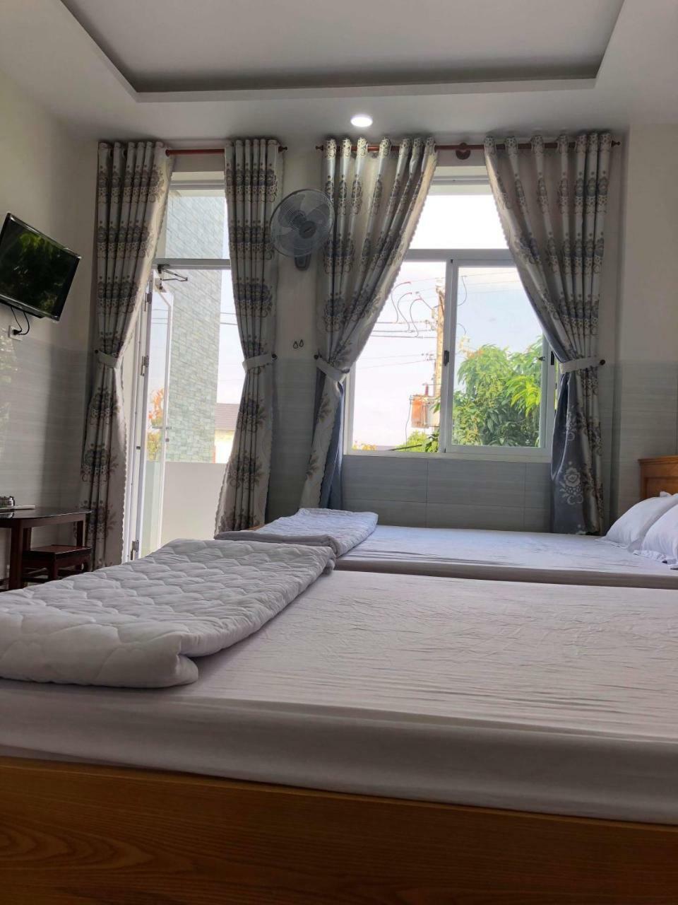 Nguyen Kim Motel Лонгхай Экстерьер фото