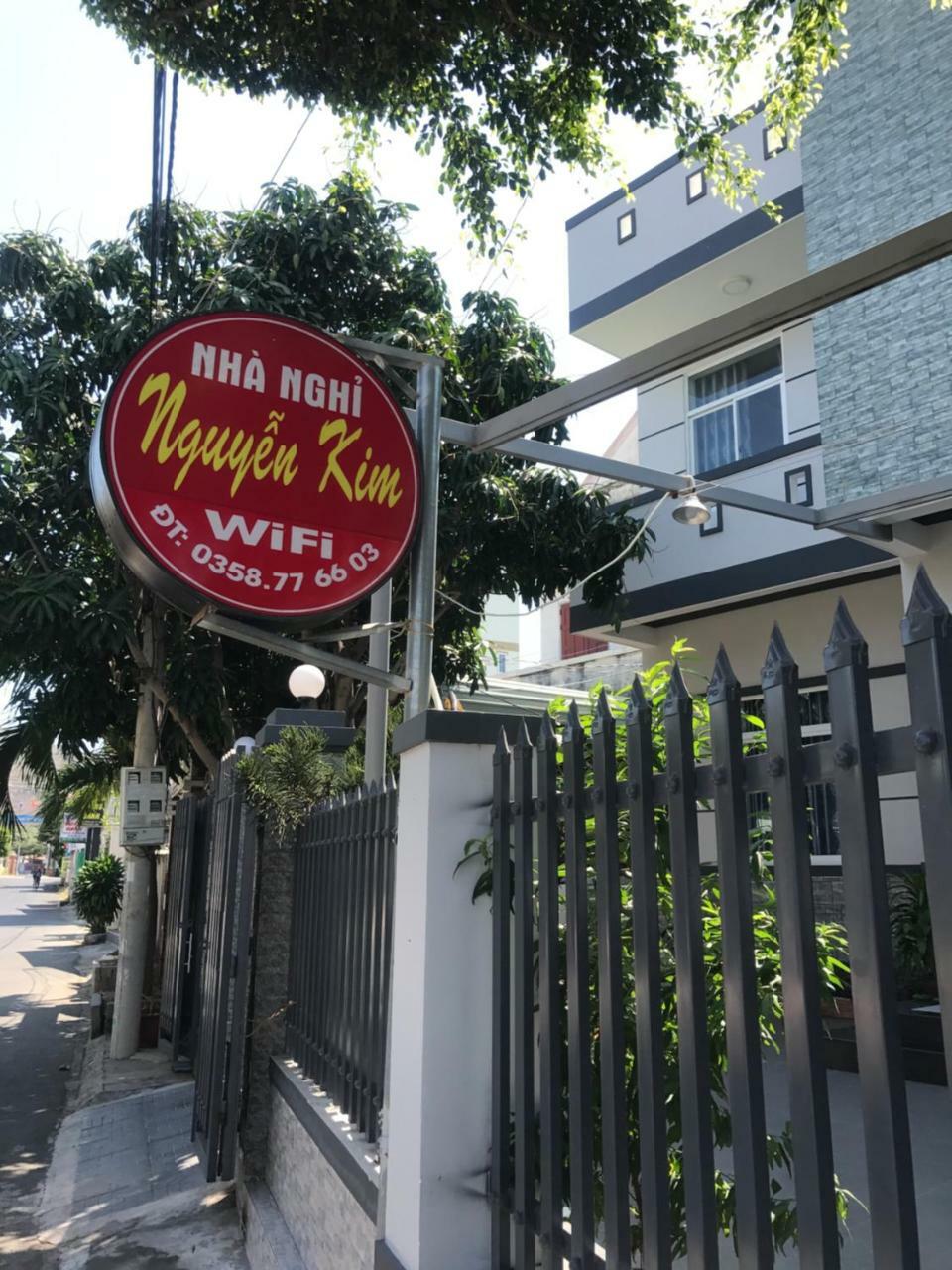 Nguyen Kim Motel Лонгхай Экстерьер фото